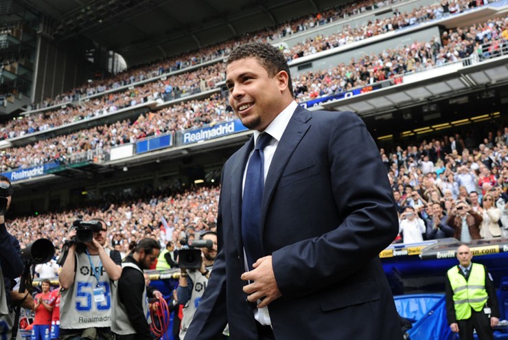 Người ngoài hành tinh Ronaldo “béo”: 7 năm thảm họa ở La Liga, vỡ mộng ông trùm